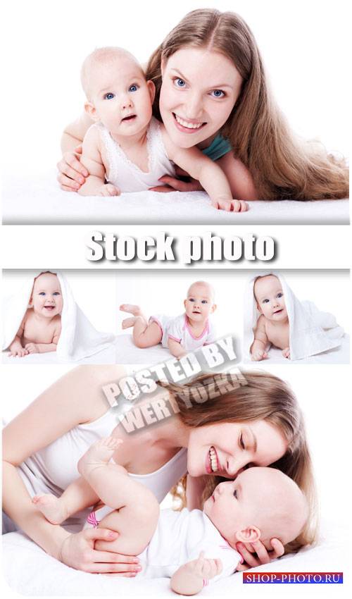 Молодая мама с ребенком / Young mother with a child - stock photos
