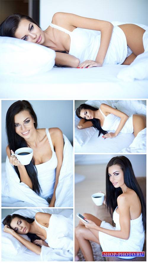 Красивая девушка с чашкой кофе / Beautiful girl with a cup of coffee - Stock Photo