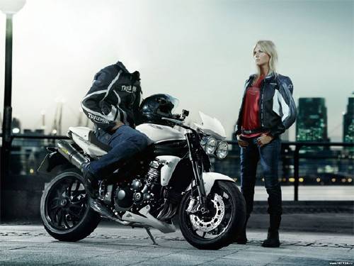  PSD шаблон для мужчин - Байкер на мотоцикле с девушкой 