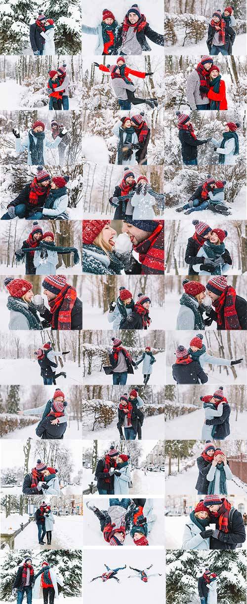Влюблённая пара на прогулке в зимнем лесу - Фотоклипарт